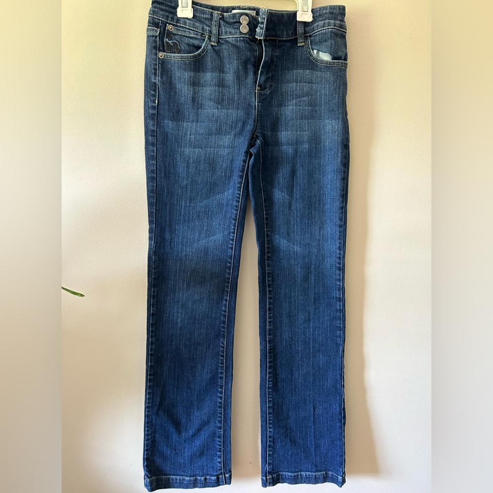 White House Black Market Blanc Straight Leg Jeans with Embellishment, Size 2